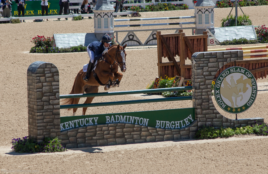 Stadium Jumping: Lillian Heard was the first rider of the day to go clear in her 87 second round.