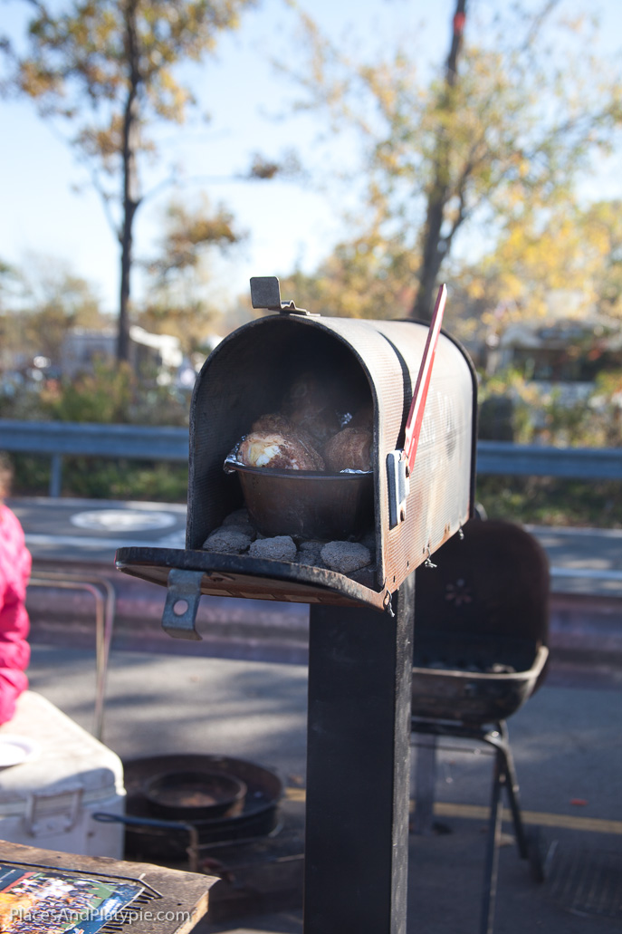 The mailbox oven is to government specs