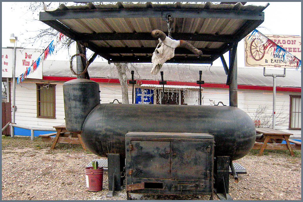 Sometime before we got there some really good grilled meat must have come out of this old LP gas tank converted to a Bar-B-Que.