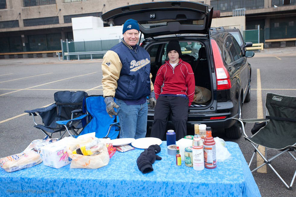 What's a few raindrops on the tablecloth? We are TAILGATING!