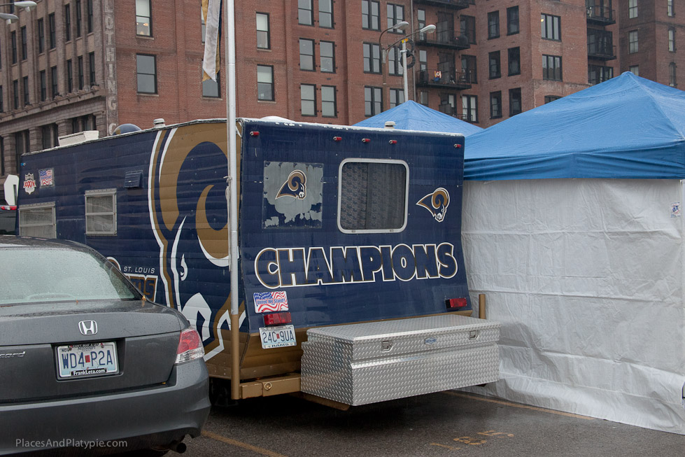 There's a BIG Rams tailgate party going on in there!