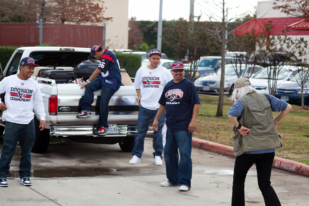 We met groups on fans getting together in a shopping enter parking lot as we walked to the stadium