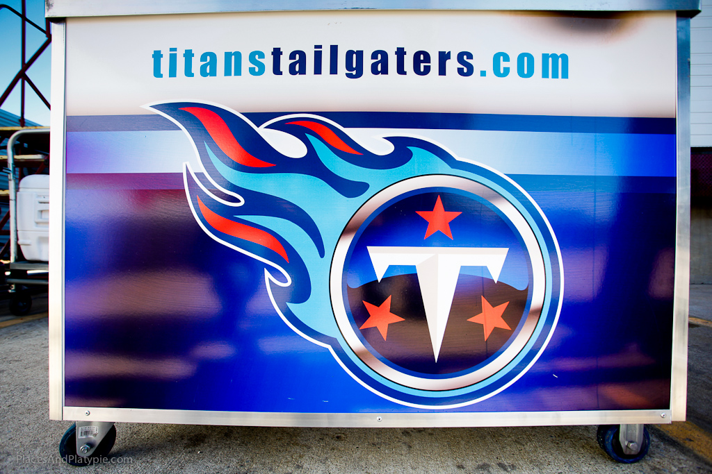 There are a few web addresses which connect with these major tailgaters - all lead home!