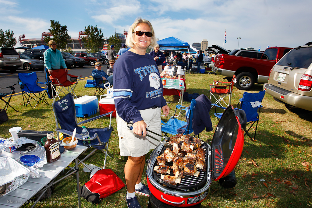 Perfect tailgating moment - ahhhh!